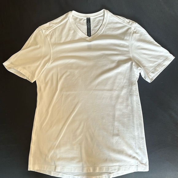 LULULEMON TEE - Picture 1 of 2
